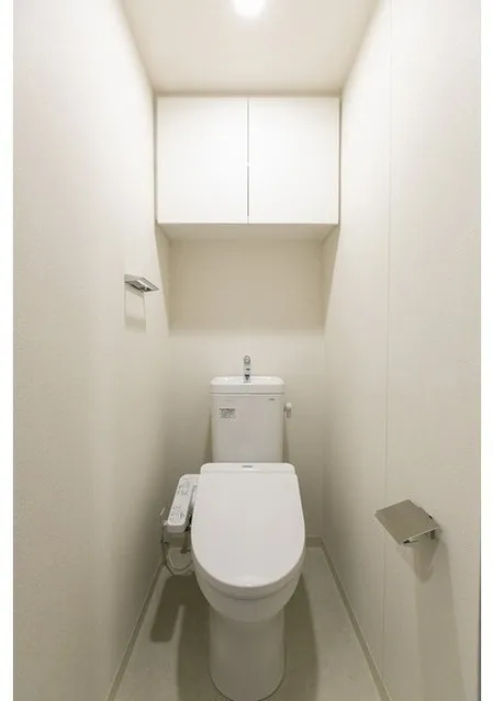 CASSIA Ueno Iriya - Interior - ["Toilet seat", "Toilet", "Plumbing fixture"]