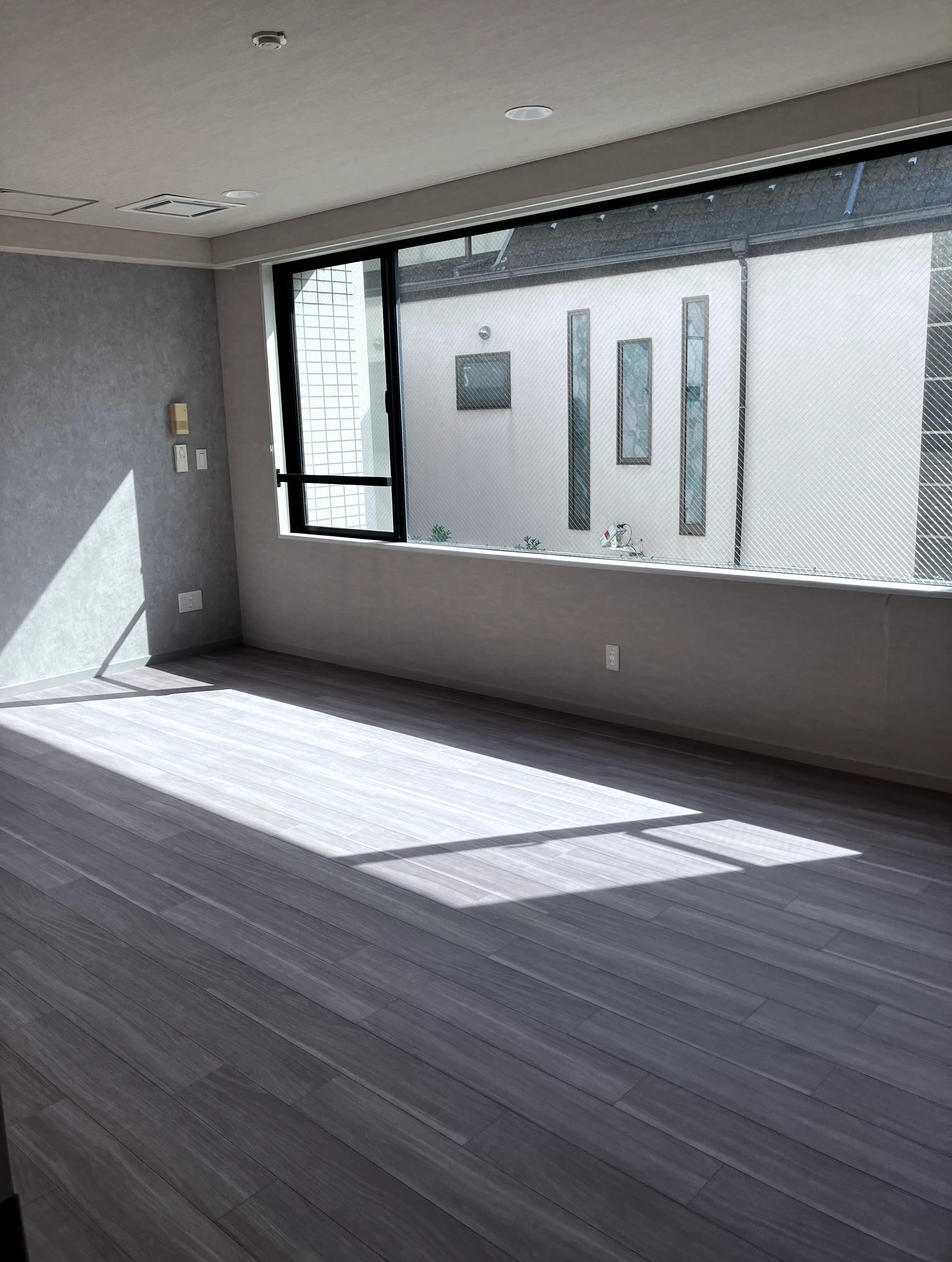 Moteki Building - Interior - ["Flooring", "Floor", "Wood"]