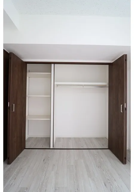Harumi Urban Plaza - Interior - ["Fixture", "Wood", "Flooring"]