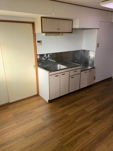 King Building - Interior - ["Cabinetry", "Countertop", "Sink"]