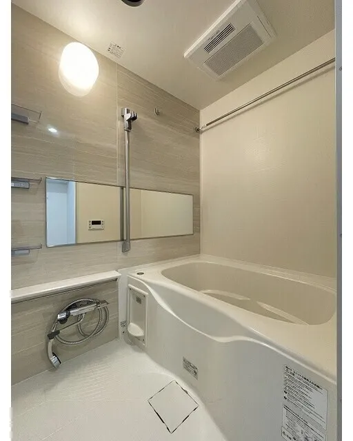 Comfortia Liv Bunkyo Sendagi - Interior - ["Plumbing fixture", "Flooring", "Interior design"]