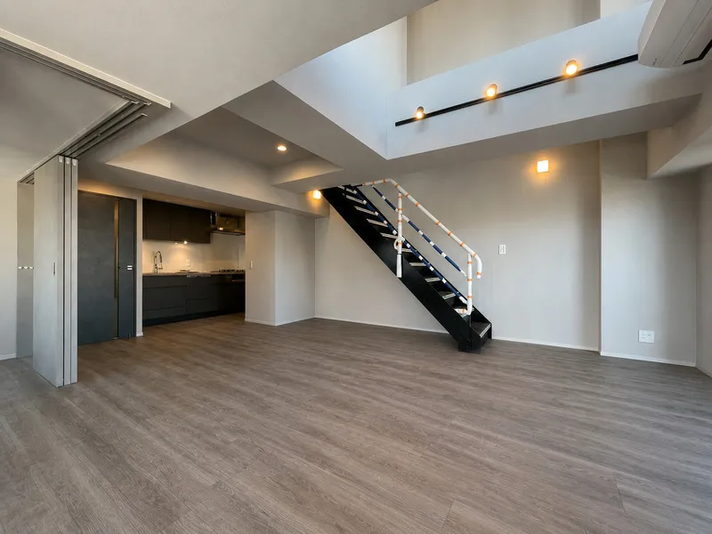 Lumiec Kinshicho - Interior - ["Flooring", "Wood", "Floor"]