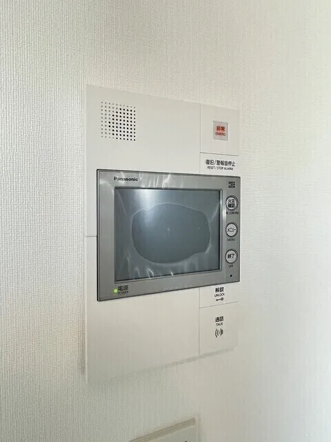 Stylio Kamata West - Interior - ["Electronic device", "Technology", "Machine"]