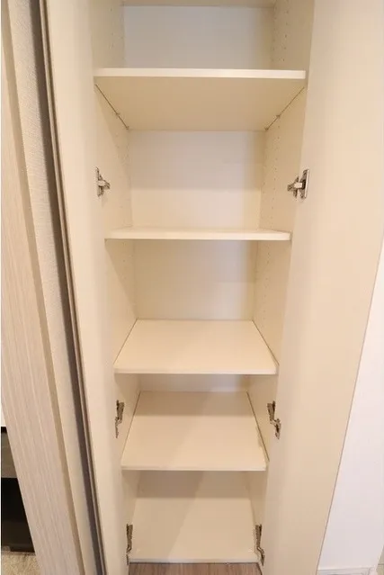 Predia Court Yoyogi Uehara - Interior - ["Furniture", "Shelf", "Shelving"]