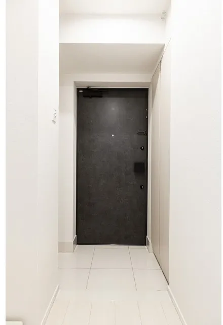 Comforia Live Negishi Nichome - Interior - ["Wall", "Flooring", "Wood"]