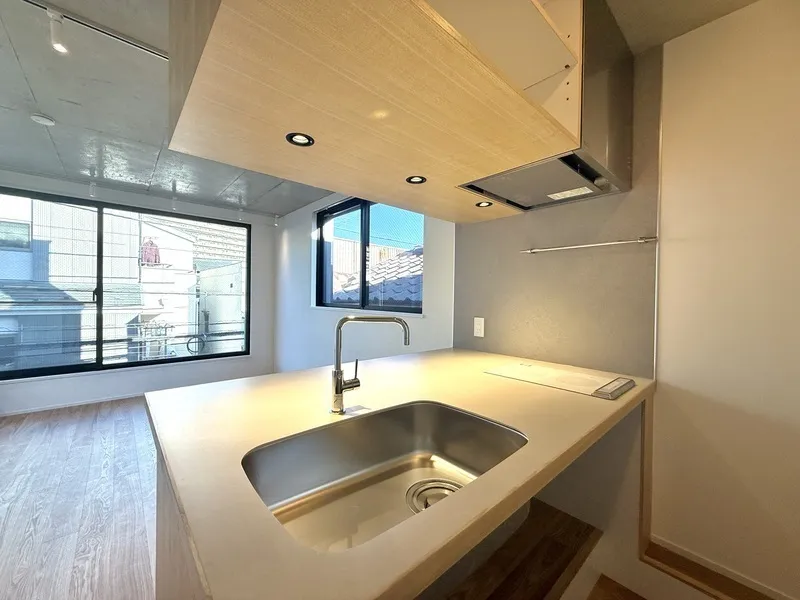 The Trias Nishinippori - Interior - ["Plumbing fixture", "Sink", "Countertop"]