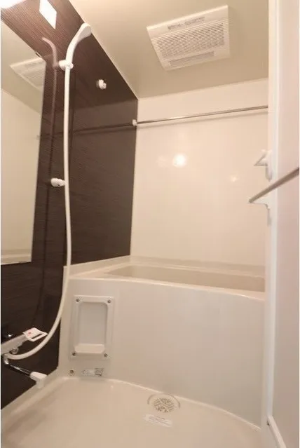 Comforia Ryogoku Troyes - Interior - ["Bathroom", "Property", "Room"]