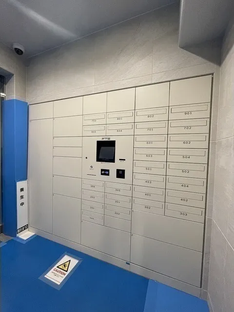 Liverre Nakanosakaue - Exterior - ["Cabinetry", "Building", "Door"]