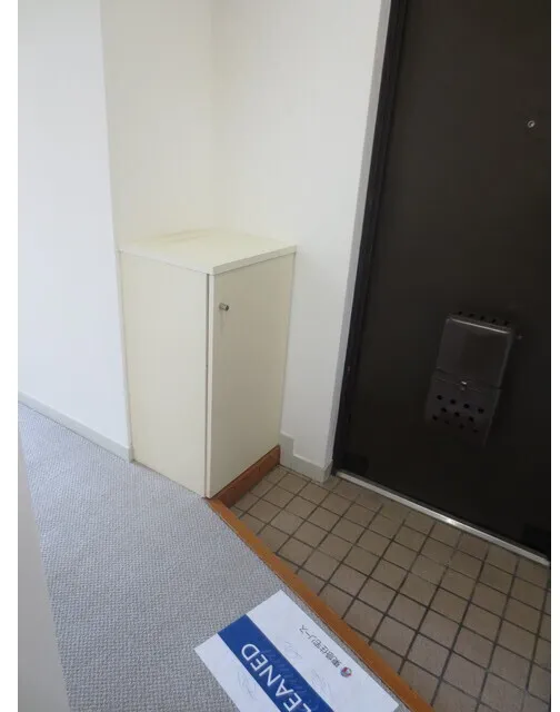 Elgan Gakugei Daigaku - Interior - ["Flooring", "Floor", "Hardwood"]