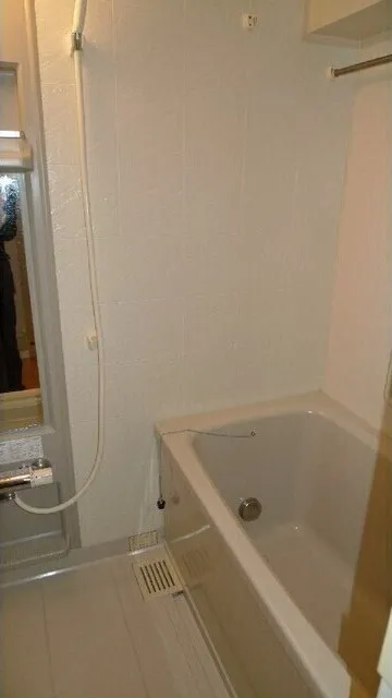 TK Flats Shibuya - Interior - ["Property", "Room", "Bathroom"]