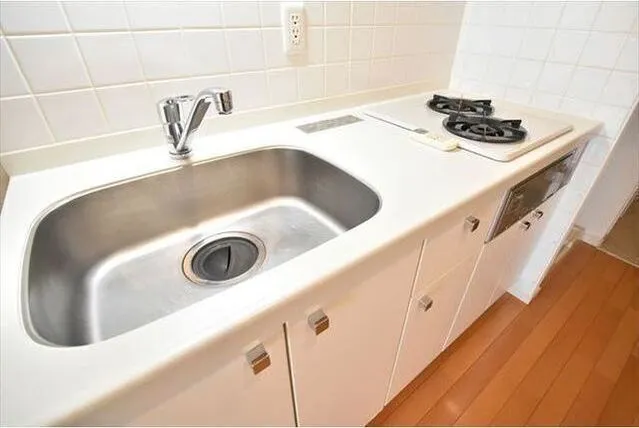 Primal Koishikawa - Interior - ["Brown", "Tap", "Plumbing fixture"]