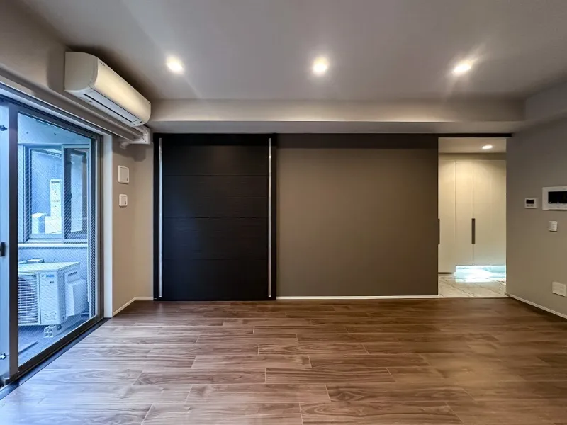 Castalia Azabujuban - Interior - ["Flooring", "Floor", "Wood"]
