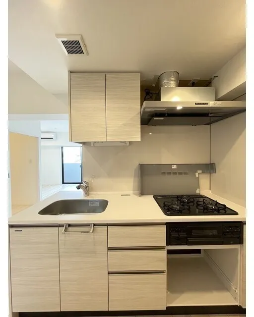 Comforia Liv Hirai MUTIO - Interior - ["Kitchen", "Countertop", "Sink"]
