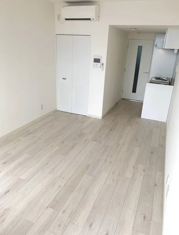 Doue Gakugeidaigaku - Interior - ["Flooring", "Floor", "Wall"]
