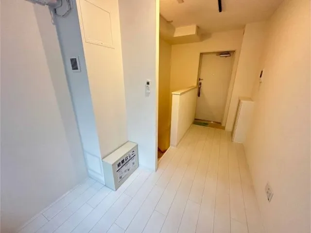 Segrate Nihonbashi - Interior - ["Flooring", "Floor", "Wood"]