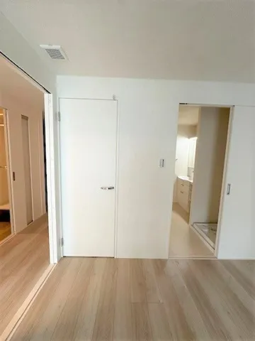 Hiroo Apartment - Interior - ["Fixture", "Wood", "Hall"]