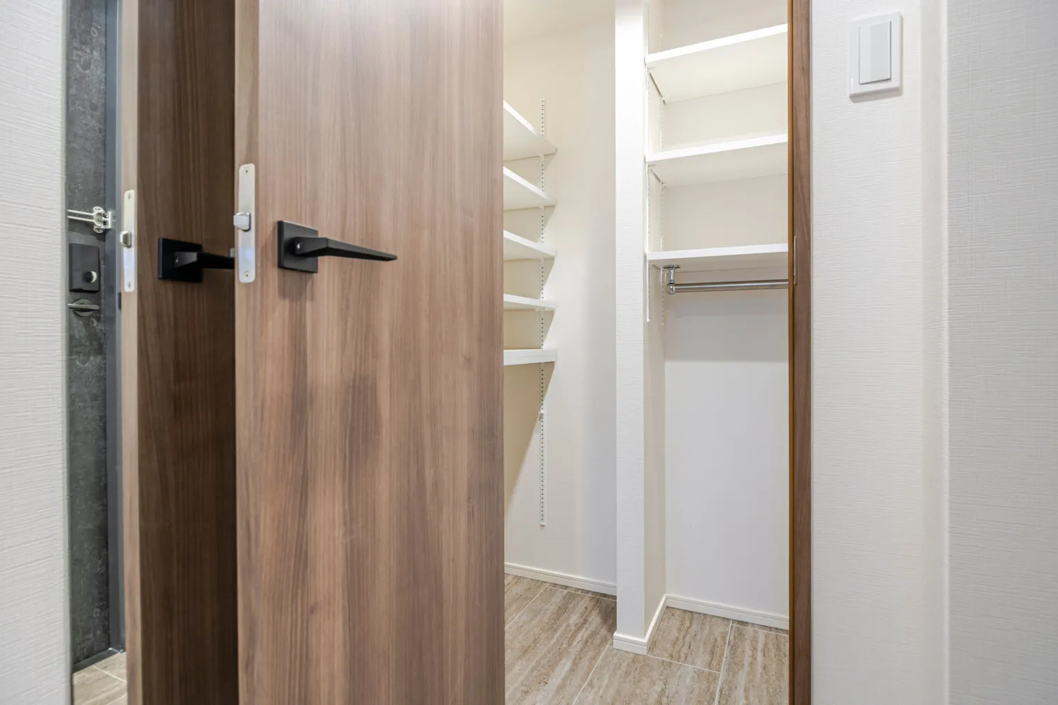 Live Casa Ochanomizu - Interior - []