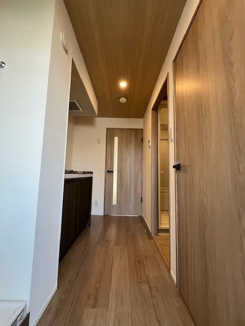 RESIDIA Hongo Kikusaka Place - Interior - ["Flooring", "Wood flooring", "Floor"]