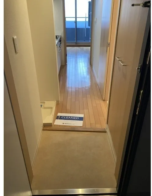 K2 - Interior - ["Flooring", "Floor", "Wood flooring"]