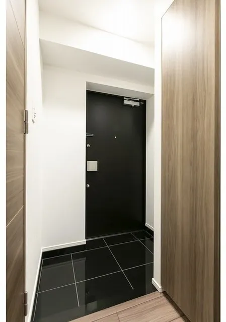 Orchid Residence Ueno Inaricho - Interior - ["Property", "Room", "Door"]