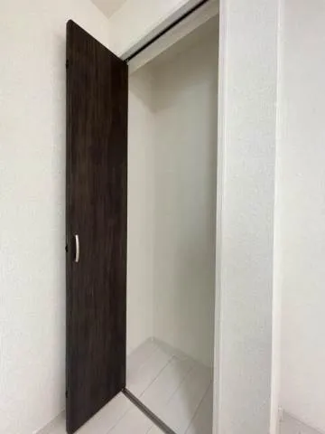 Mare Saginomiya - Interior - ["Wood", "Flooring", "Floor"]