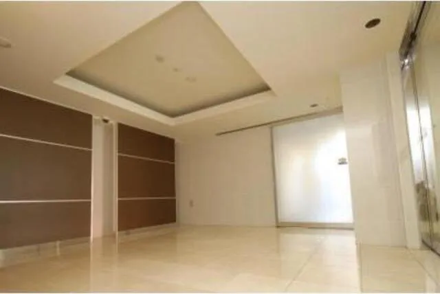 Esty Maison Sugamo - Exterior - ["Ceiling", "Property", "Room"]