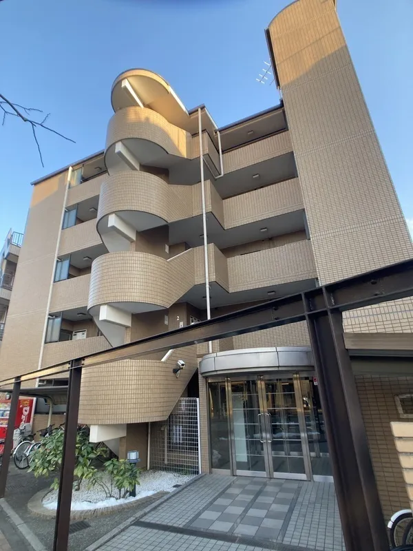 Alpha Matsubara - Exterior - ["Composite material", "Brutalist architecture"]