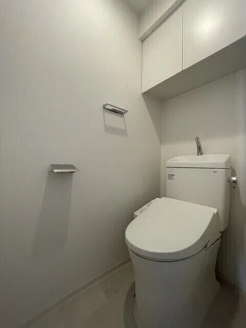 Urbanex Asakusabashi Front - Interior - ["Plumbing fixture", "Flooring", "Floor"]