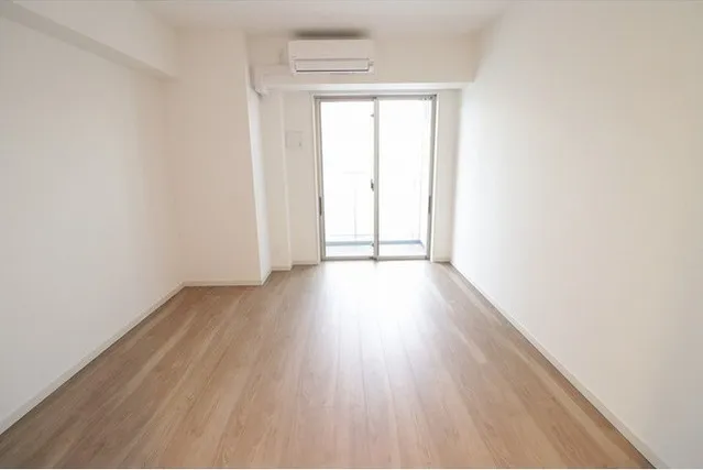 BluRock Monzen-Nakacho - Interior - ["Wood", "Floor", "Flooring"]