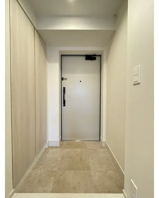 Comforia Liv Minamisunamachi East - Interior - ["Flooring", "Wall", "Wood"]