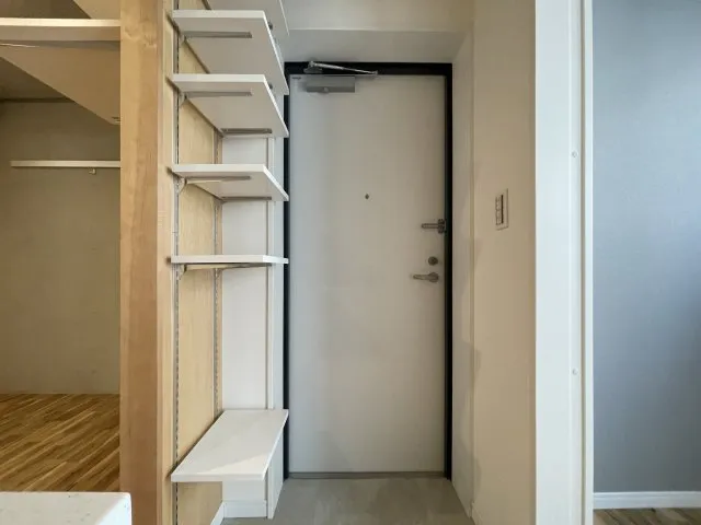 Apice Meguro - Interior - ["Fixture", "Wood", "Floor"]