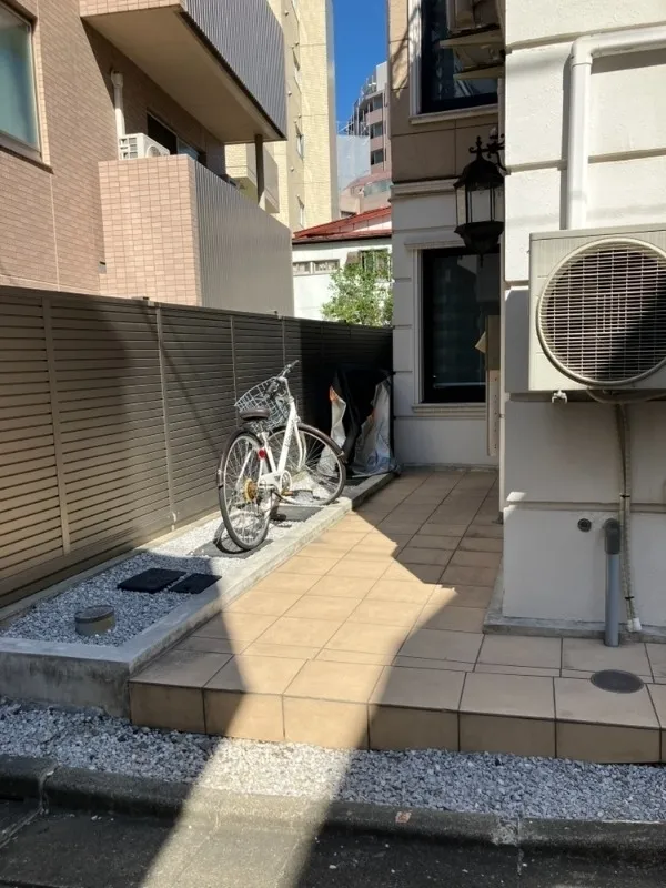 RSC Nishi-Waseda - Exterior - ["Floor", "Flooring", "Composite material"]