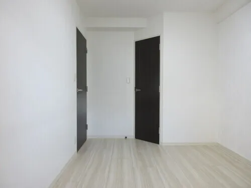 Suncreadle Ukima Funato - Interior - ["Flooring", "Floor", "Wood"]