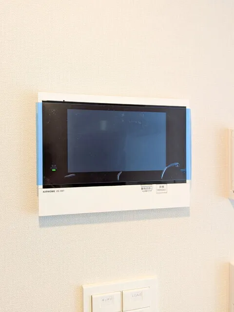 Due Fuchu I - Interior - ["Electronic device", "Display device", "Electronics"]