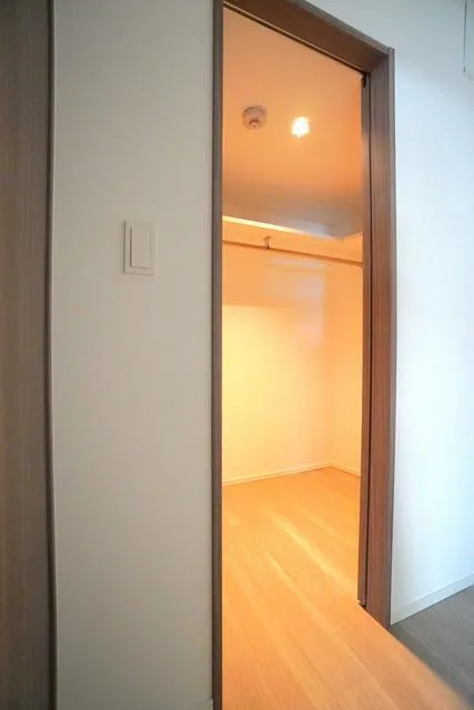 SOLASIA Residence Kameido - Interior - ["Wood", "Flooring", "Floor"]