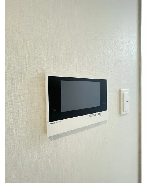 Comforia Liv Minamisunamachi East - Interior - ["Electronic device", "Electronics", "Display device"]