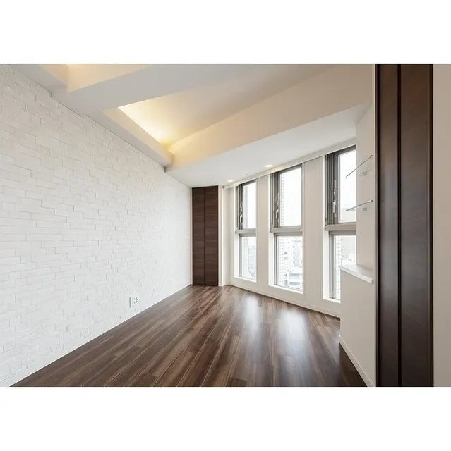 Comforia Kamata - Interior - ["Window", "Building", "Fixture"]