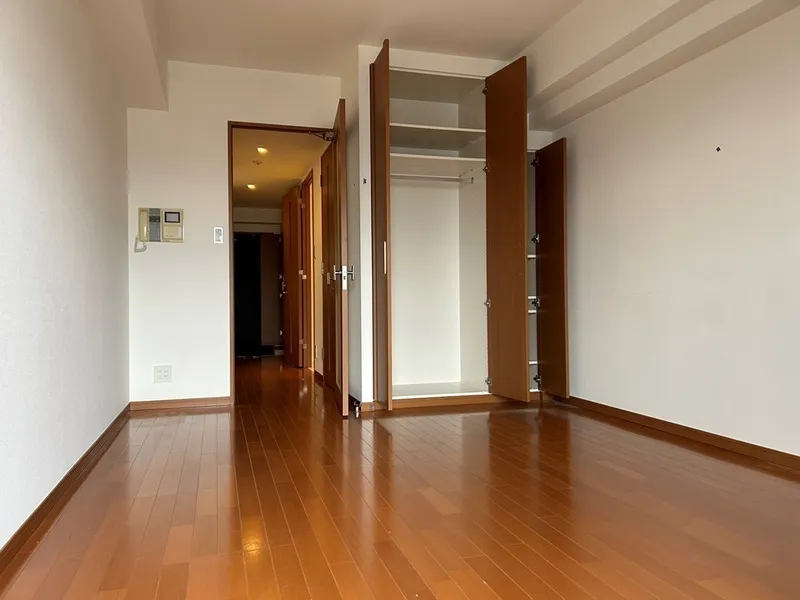 Duo Stage Korakuen - Interior - ["Flooring", "Floor", "Wood"]