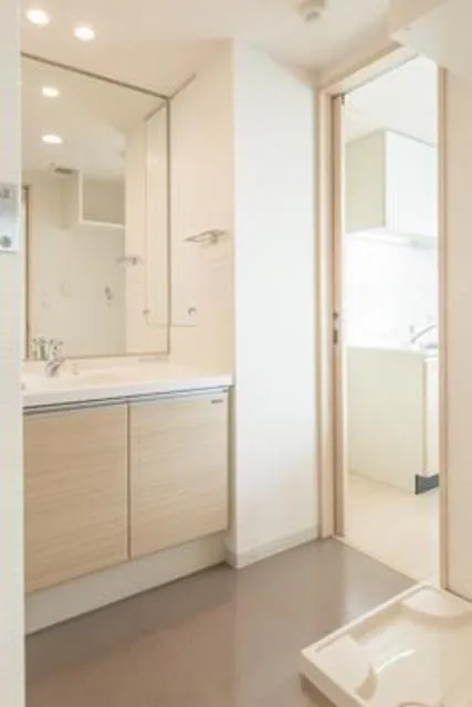 Gardenier Kinuta Residence - Interior - ["Room", "Bathroom", "Property"]