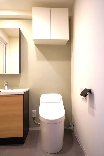 J.GRAN Court Shinagawa Nishioi WEST - Interior - ["Mirror", "Sink", "Plumbing fixture"]