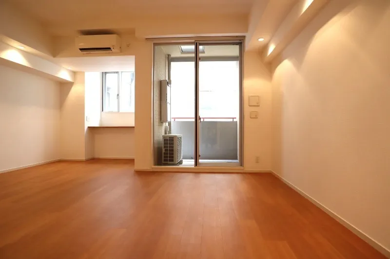 Castalia Ginza - Interior - ["Flooring", "Floor", "Wood"]