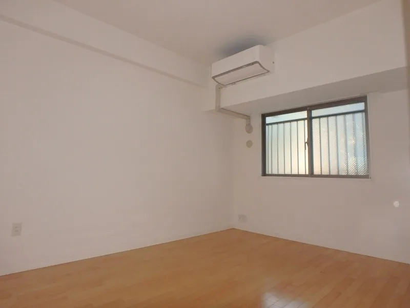 Esty Maison Toyosu Residence - Interior - ["Wood", "Flooring", "Ceiling"]