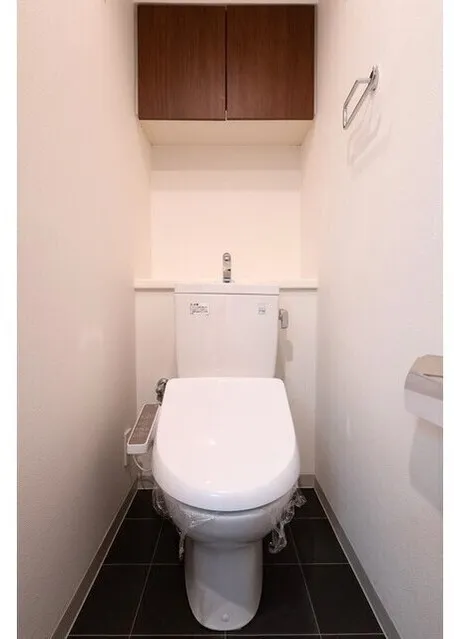 Prospect Glarsa Hiroo - Interior - ["Toilet seat", "Plumbing fixture", "Bathroom"]