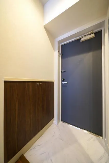 Urbanex Hacchobori - Interior - ["Furniture", "Door", "Fixture"]