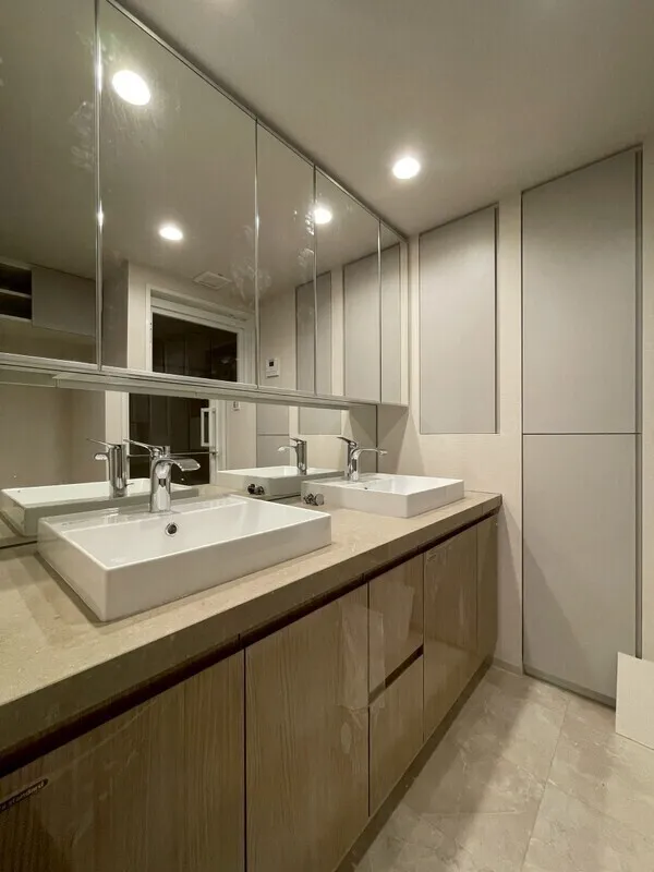 Lumiec Kinshicho - Interior - ["Interior design", "Bathroom Sink", "Flooring"]