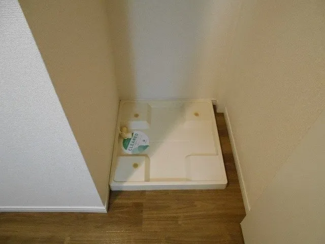 Rising Place Ikebukuro - Interior - ["Flooring", "Floor", "Tile Flooring"]
