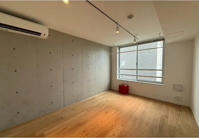 Project Kita-Shinjuku - Interior - ["Ceiling", "Flooring", "Floor"]
