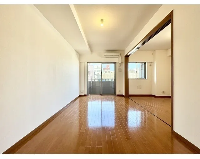 Rivere Ikebukuro - Interior - ["Flooring", "Floor", "Wood"]