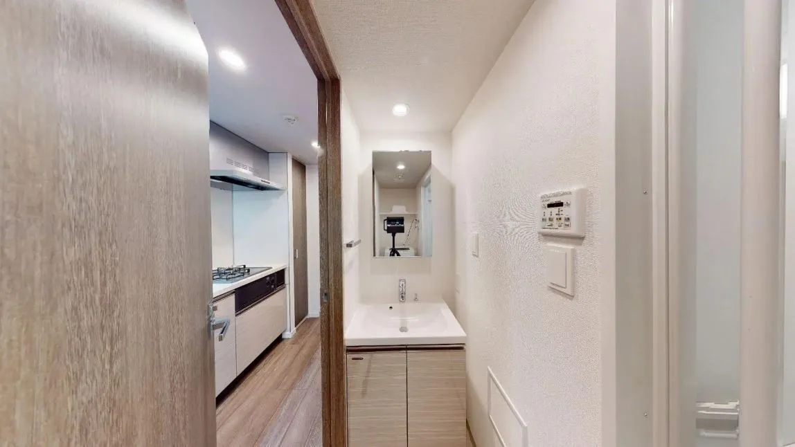 Hmlet Higashi-Shinjuku - Interior - ["Flooring", "Interior design", "Floor"]