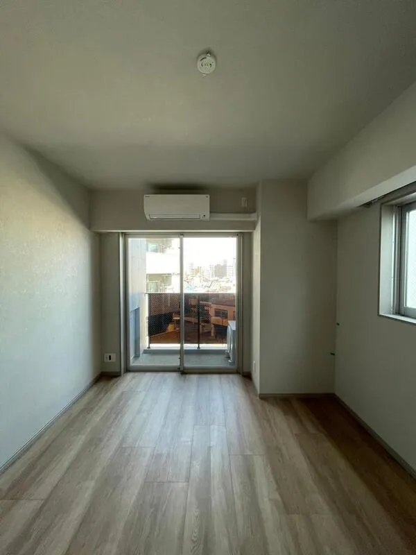 Milia Residence Nagahara - Interior - ["Floor", "Flooring", "Ceiling"]